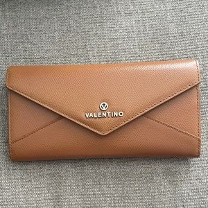 Valentino wallet whiskey brown
